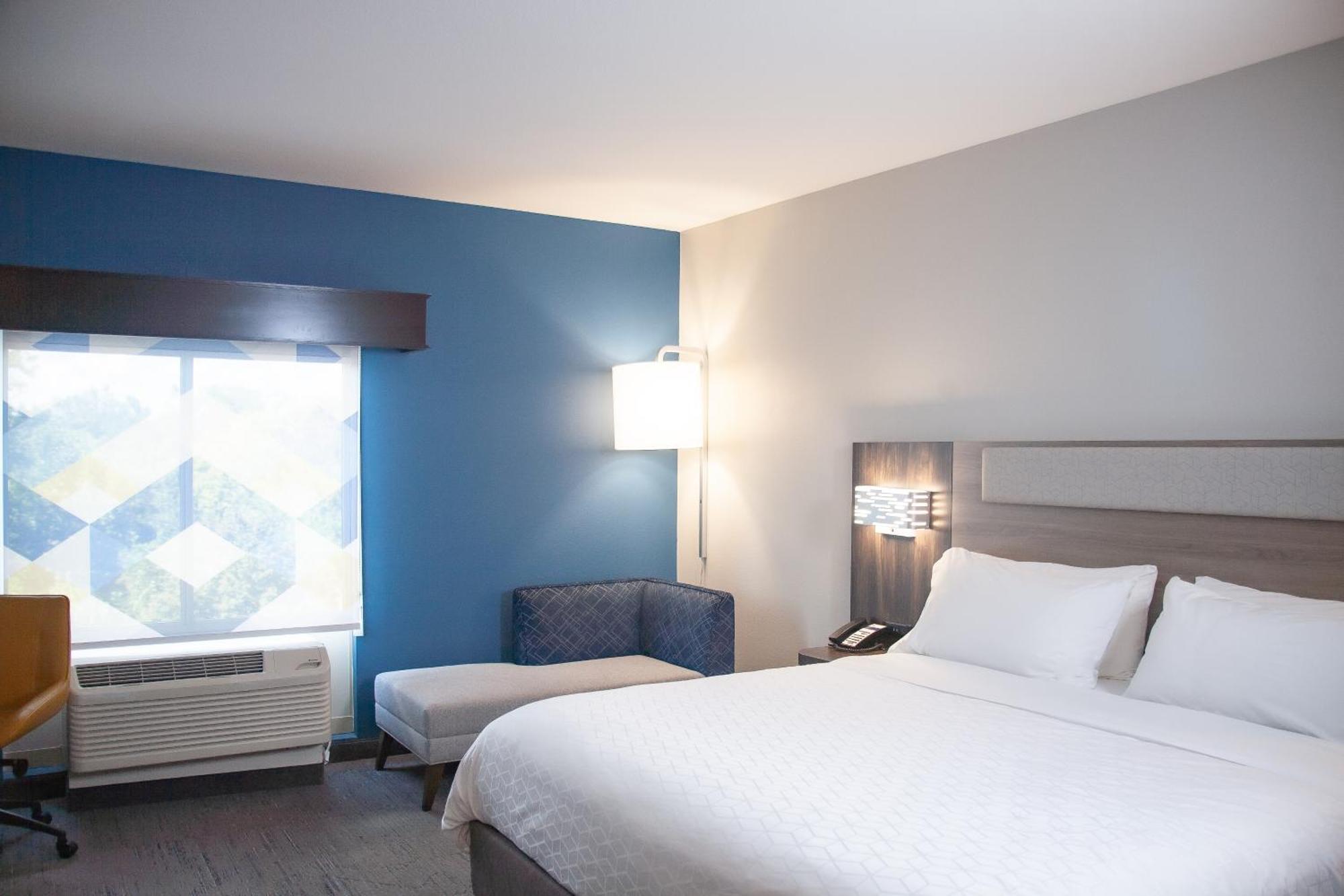 Holiday Inn Express & Suites Overland Park By Ihg Exterior foto